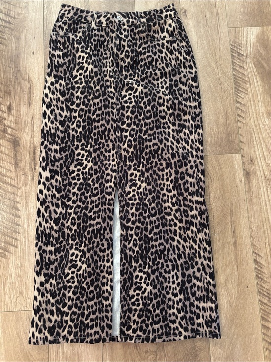 Only Dresses & Skirts - Only Leopard Print Maxi Skirt in Beige and Black